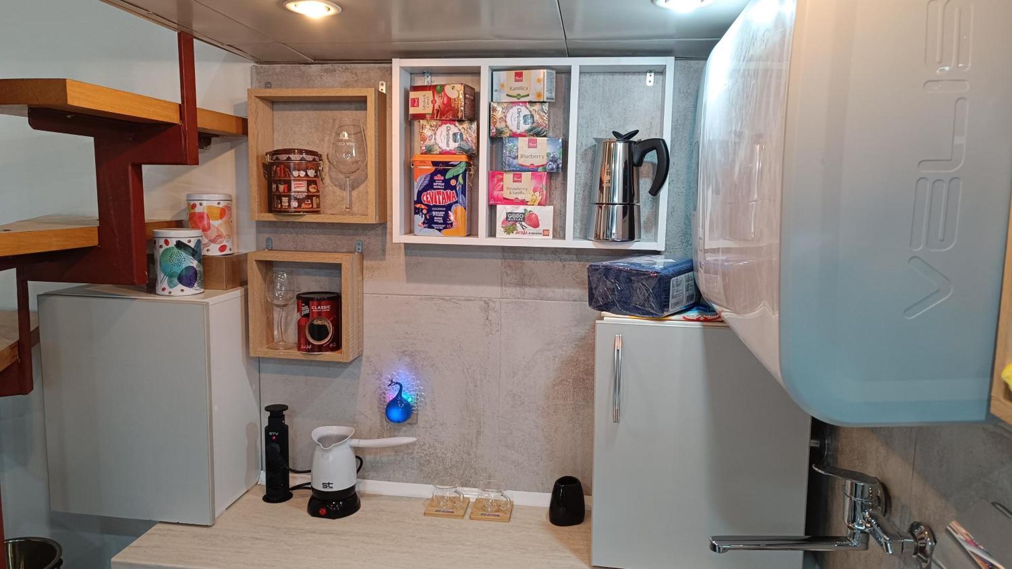 Nitro Inn - Premium Apartments - Wine Tasting - Souvenir - Art Gallery - Private Guided Tours - Relaxing - Romantic Skopje Exteriör bild